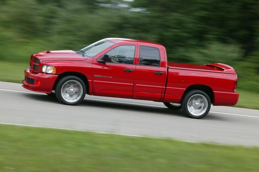  Dodge Ram SRT10 Quad Cab 2005 года  (фото 20 из 27)
